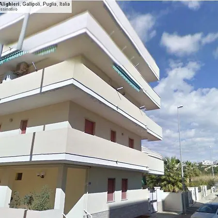 Lungomare Apartment *